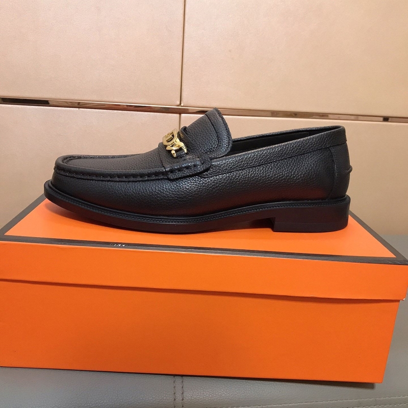 F**di leather shoes